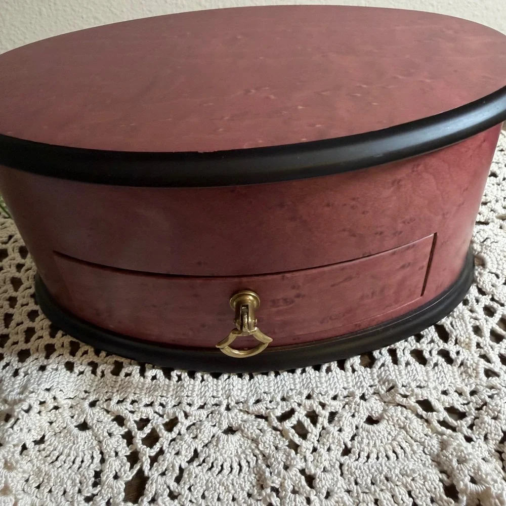 Vintage Romance Swiss Made Musical Jewelry Box Bolero M. Ravel Made in Italy